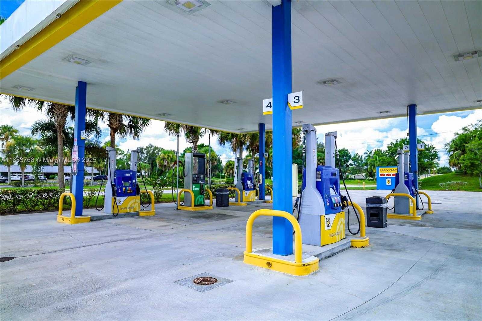 Small Image of 2780 SOUTH EAST MORNINGSIDE BLVD, Out of City Number 29