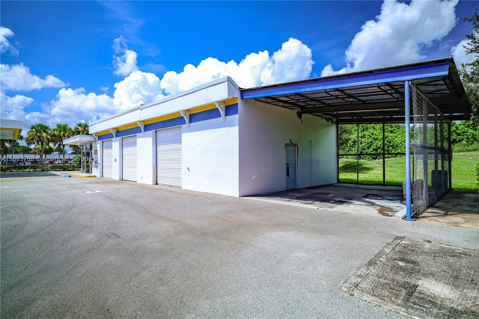 Small Image of 2780 SOUTH EAST MORNINGSIDE BLVD, Out of City Number 36
