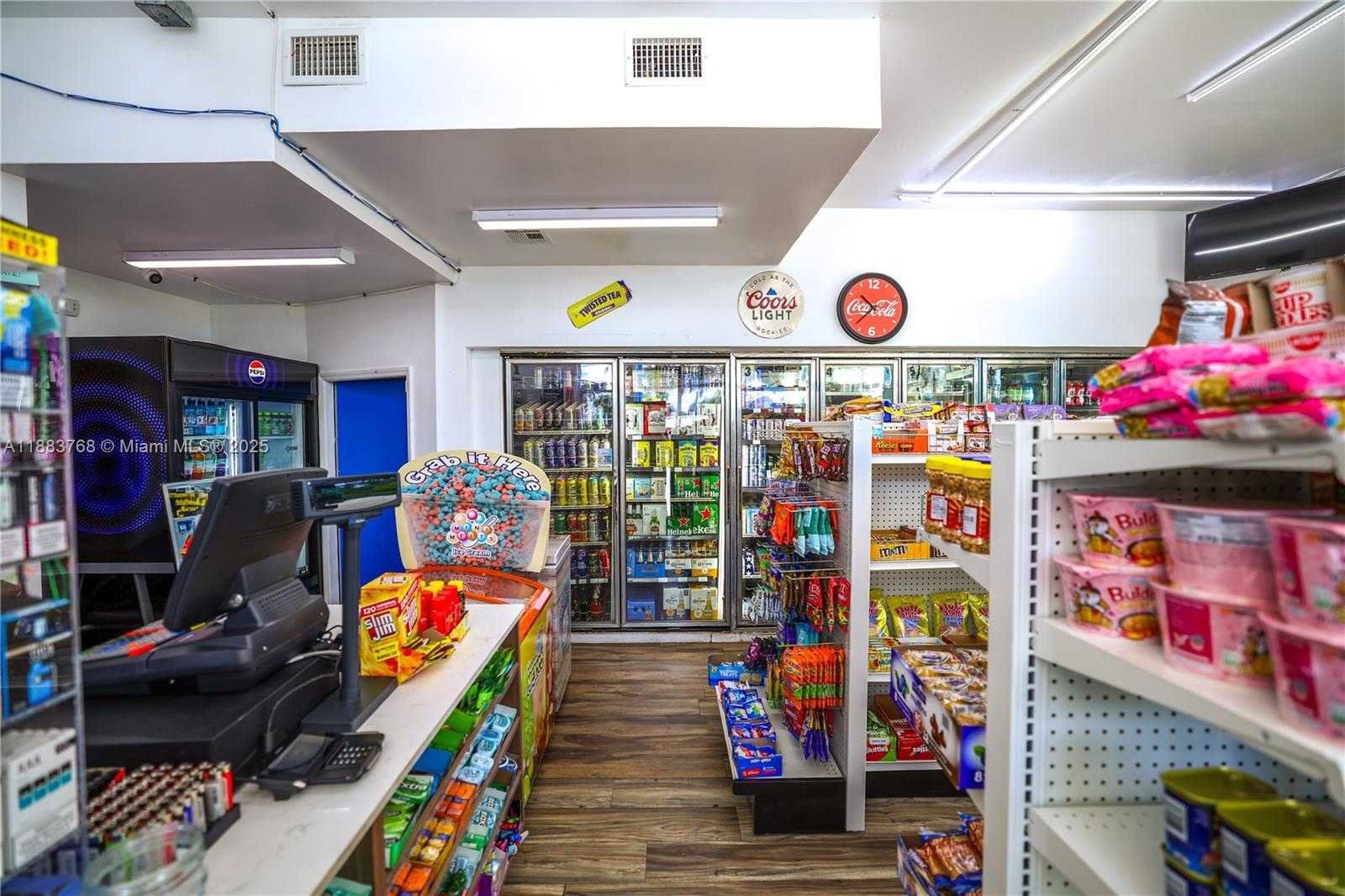 Small Image of 2780 SOUTH EAST MORNINGSIDE BLVD, Out of City Number 48