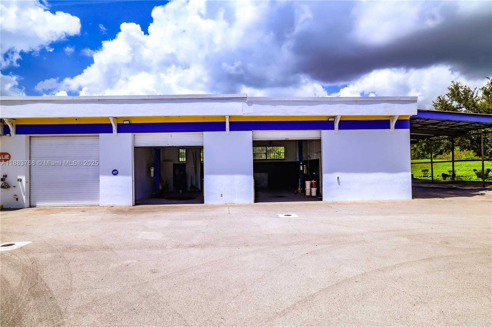 Small Image of 2780 SOUTH EAST MORNINGSIDE BLVD, Out of City Number 57
