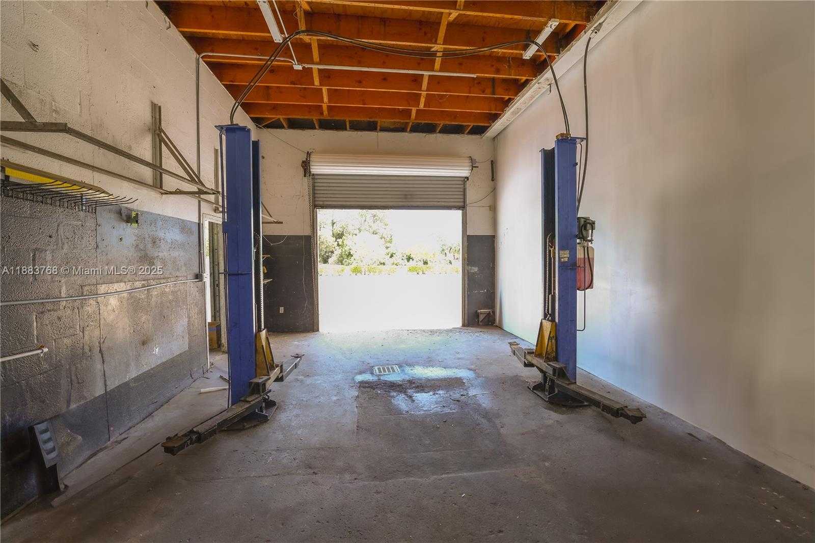 Small Image of 2780 SOUTH EAST MORNINGSIDE BLVD, Out of City Number 60