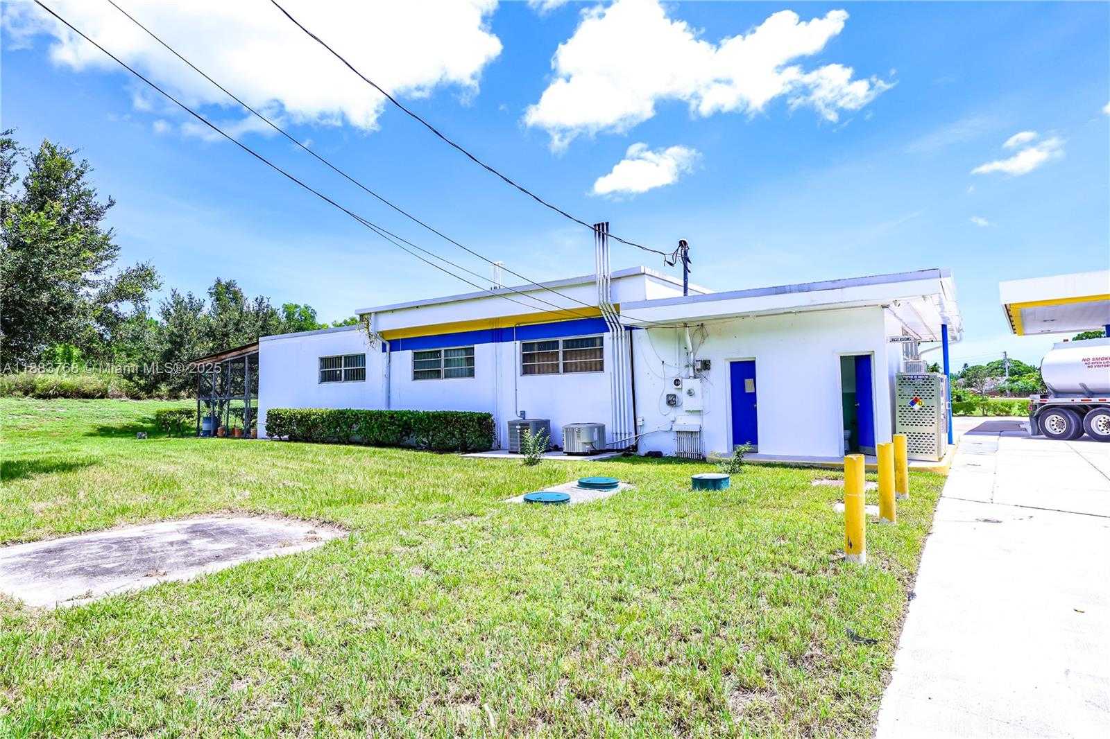 Small Image of 2780 SOUTH EAST MORNINGSIDE BLVD, Out of City Number 68