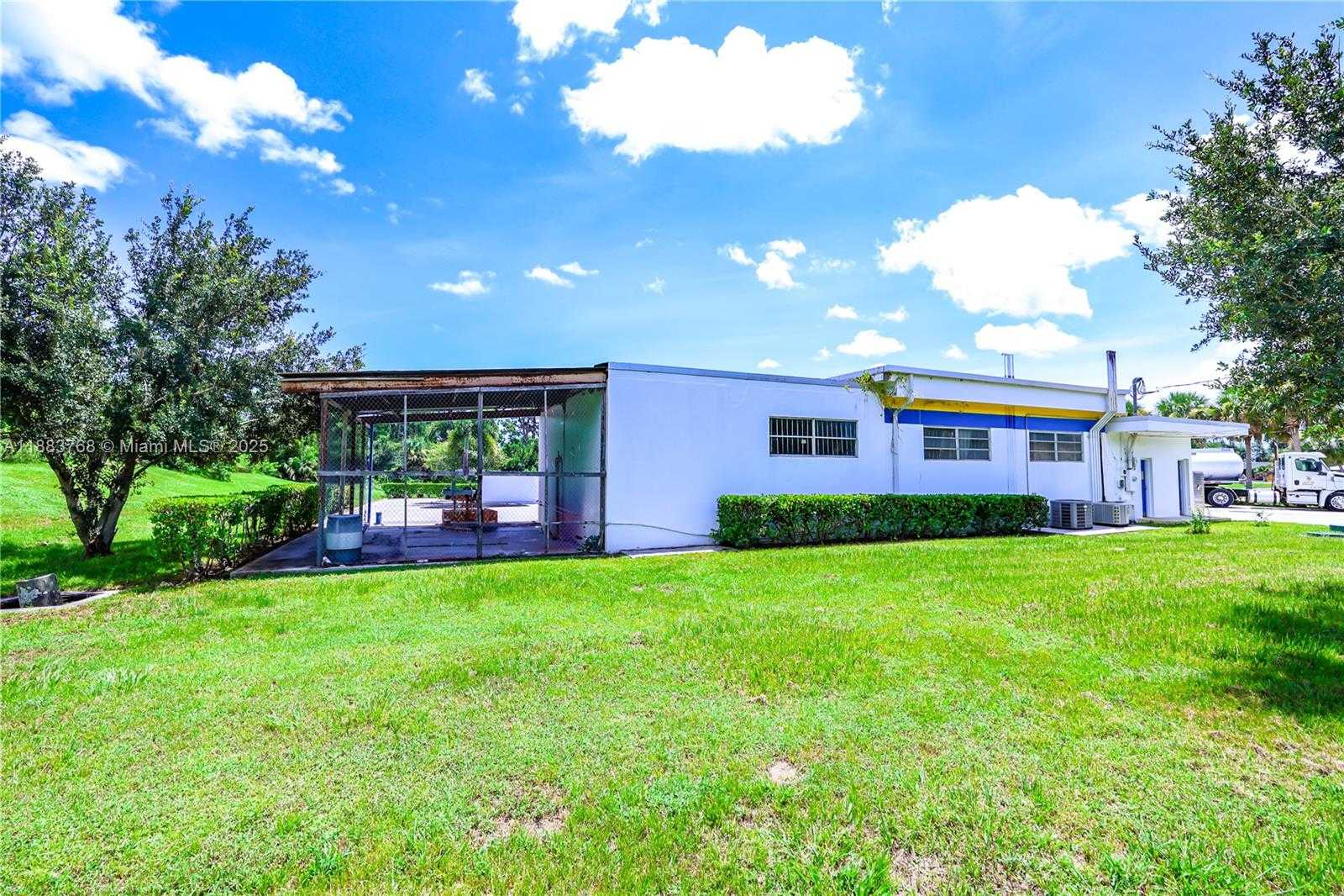 Small Image of 2780 SOUTH EAST MORNINGSIDE BLVD, Out of City Number 69