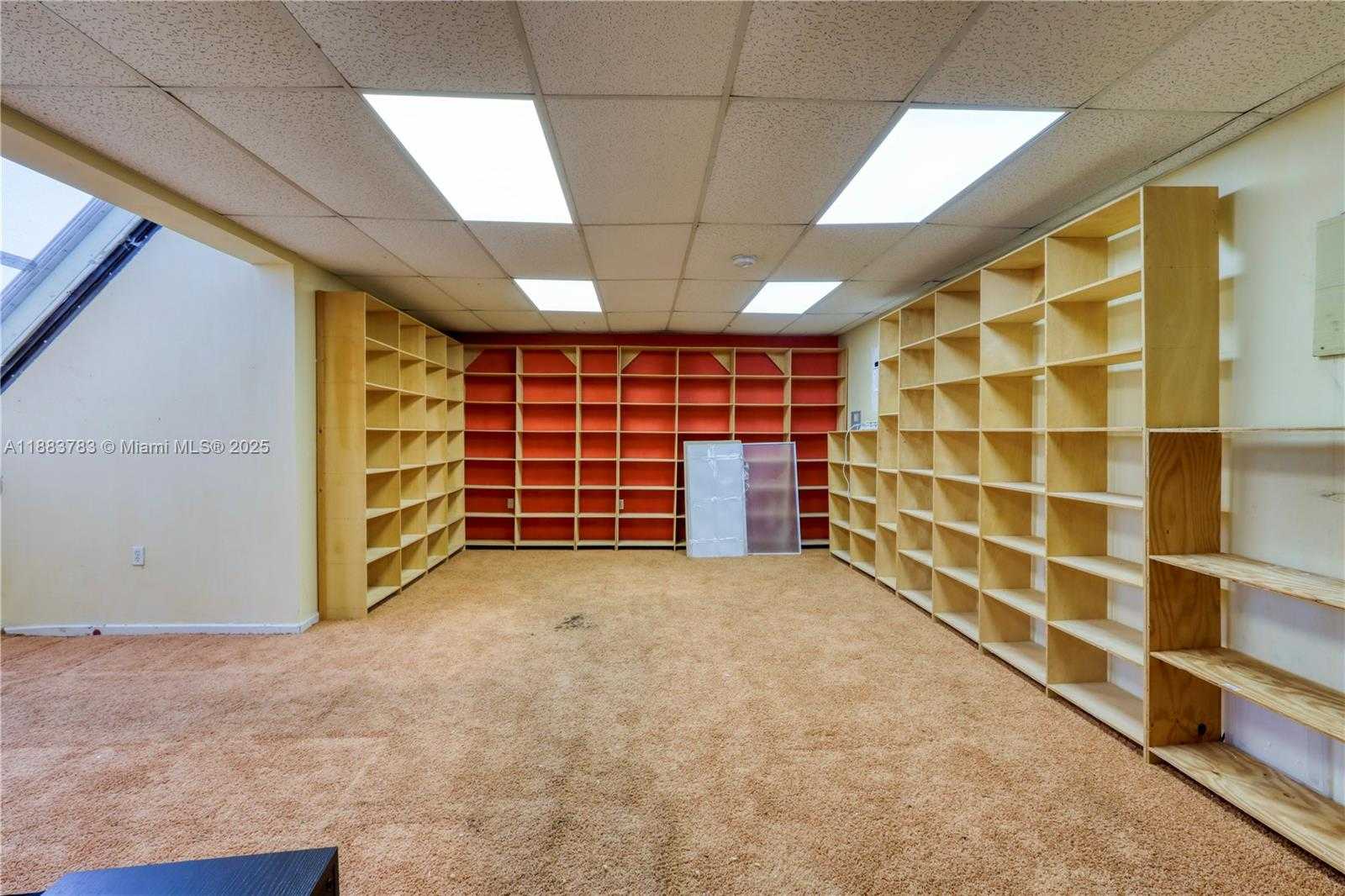 Small Image of 6250 WEST 21ST CT, Hialeah Number 10