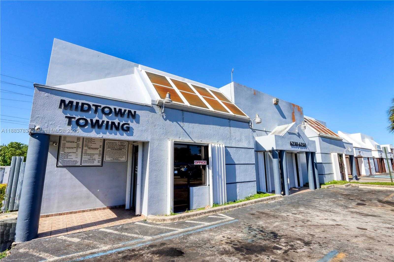 Small Image of 6250 WEST 21ST CT, Hialeah Number 11