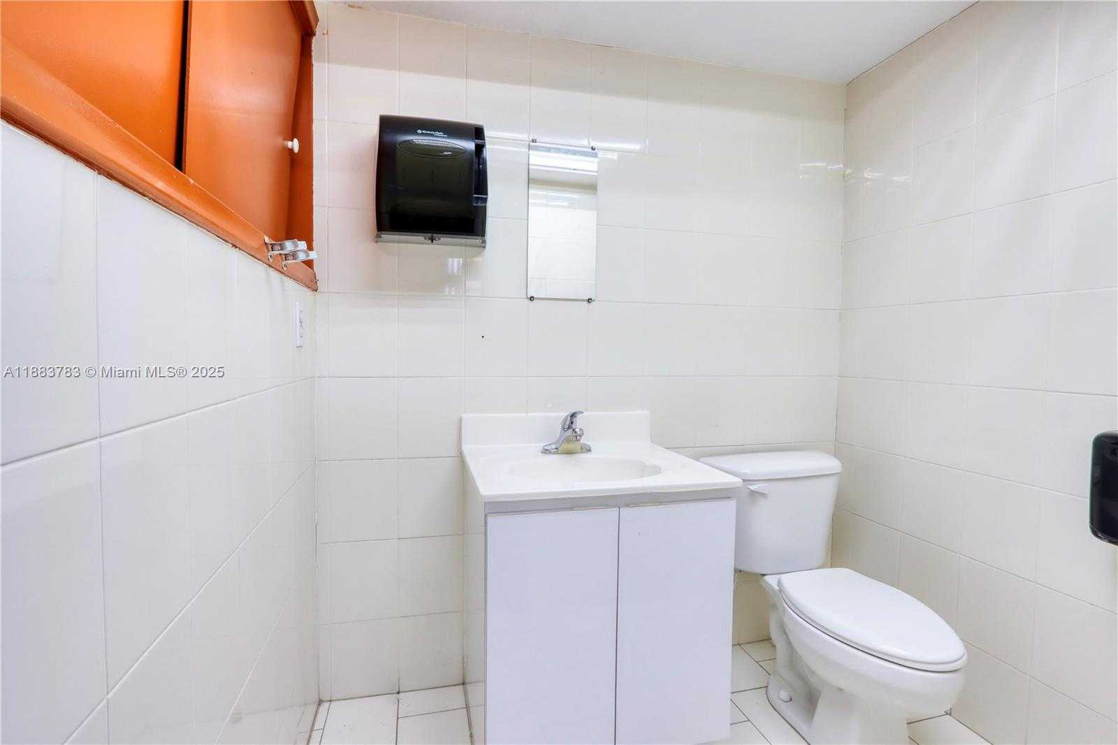 Small Image of 6250 WEST 21ST CT, Hialeah Number 5