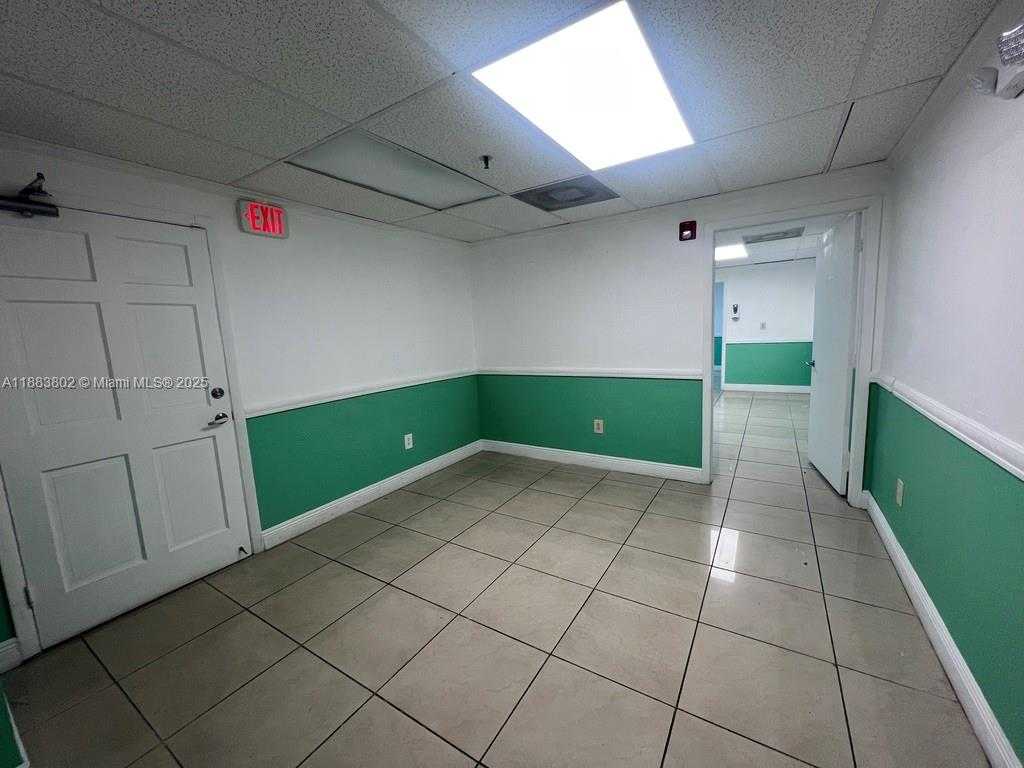 Small Image of 4445 WEST 16TH AVE #605, Hialeah Number 21