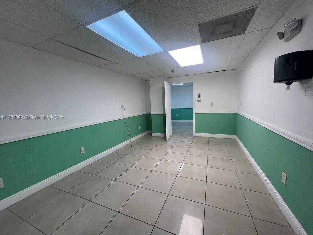 Small Image of 4445 WEST 16TH AVE #605, Hialeah Number 29