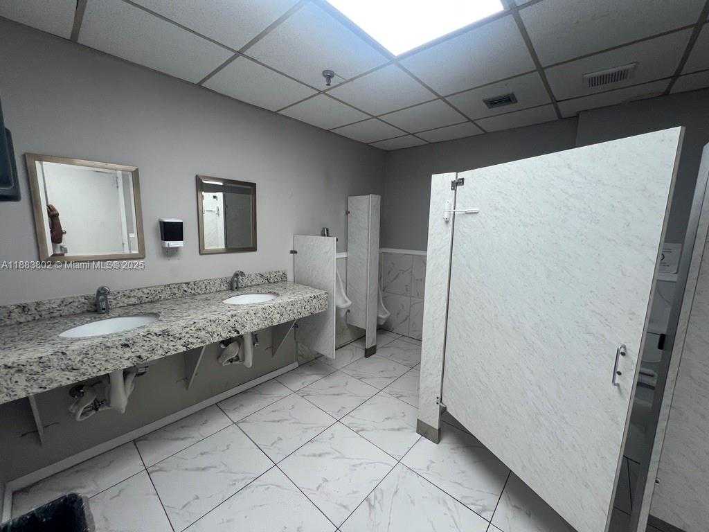 Small Image of 4445 WEST 16TH AVE #605, Hialeah Number 33