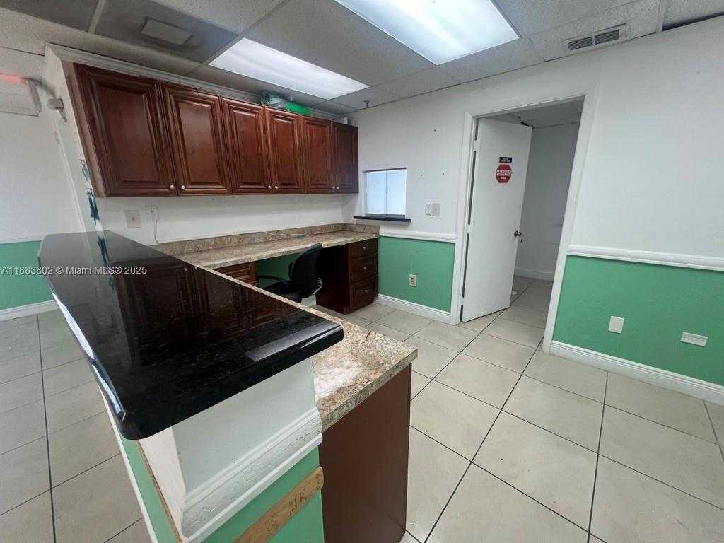 Small Image of 4445 WEST 16TH AVE #605, Hialeah Number 6