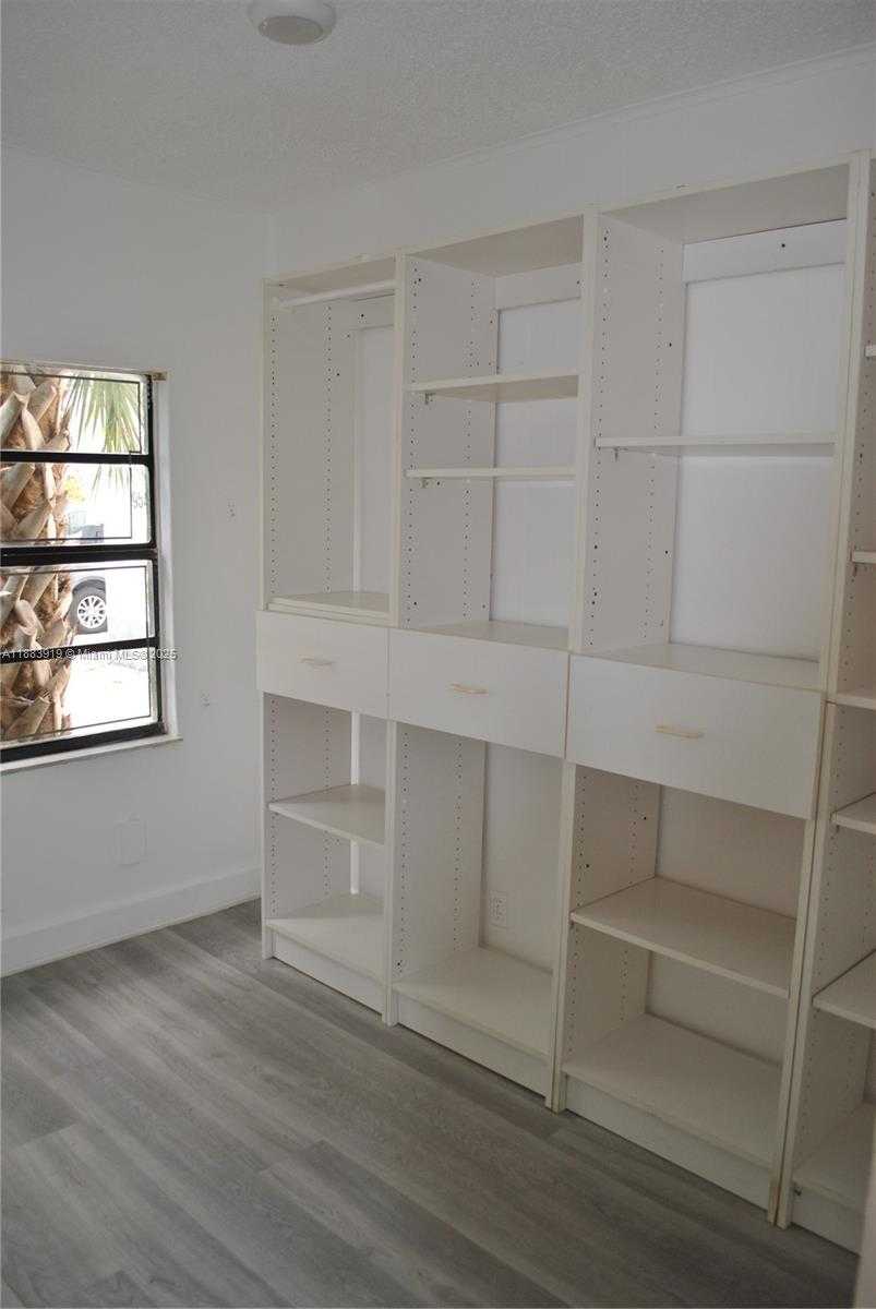 Small Image of 1224 SOUTH WEST 1ST AVE, Fort Lauderdale Number 11