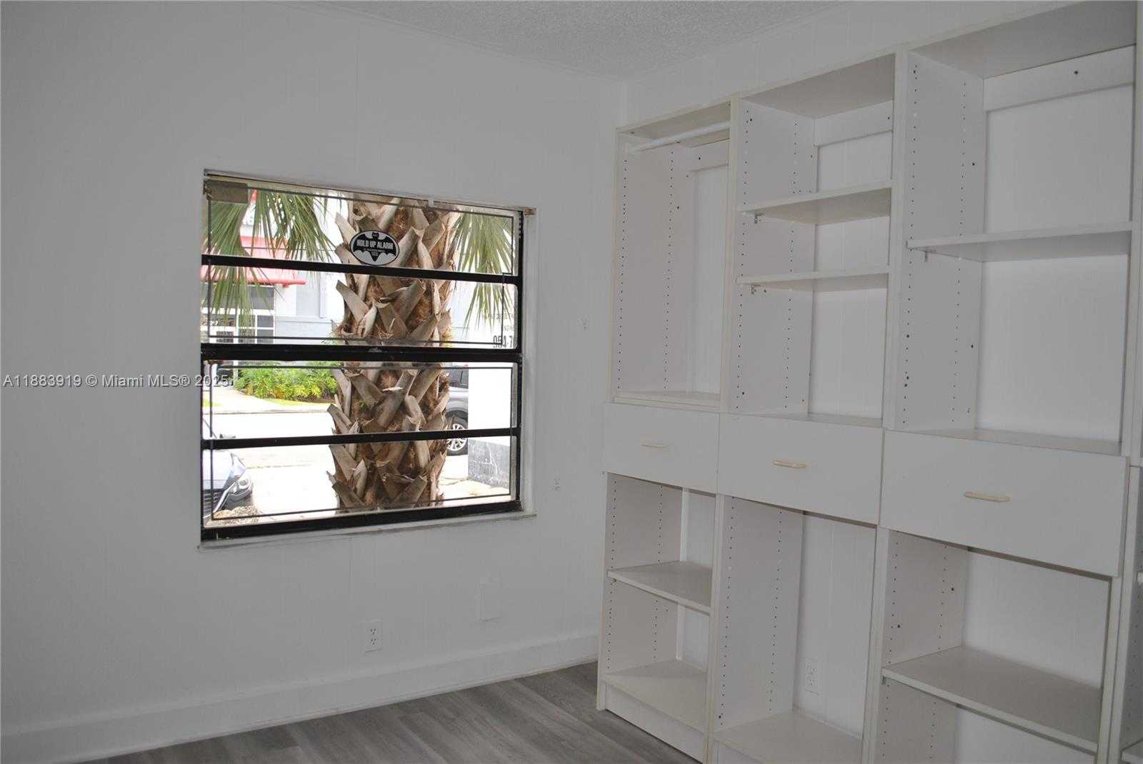 Small Image of 1224 SOUTH WEST 1ST AVE, Fort Lauderdale Number 13