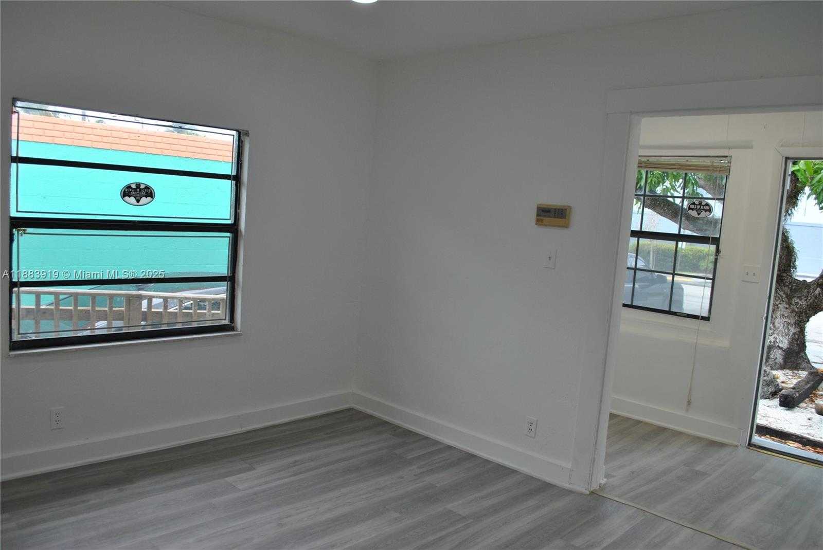 Small Image of 1224 SOUTH WEST 1ST AVE, Fort Lauderdale Number 17