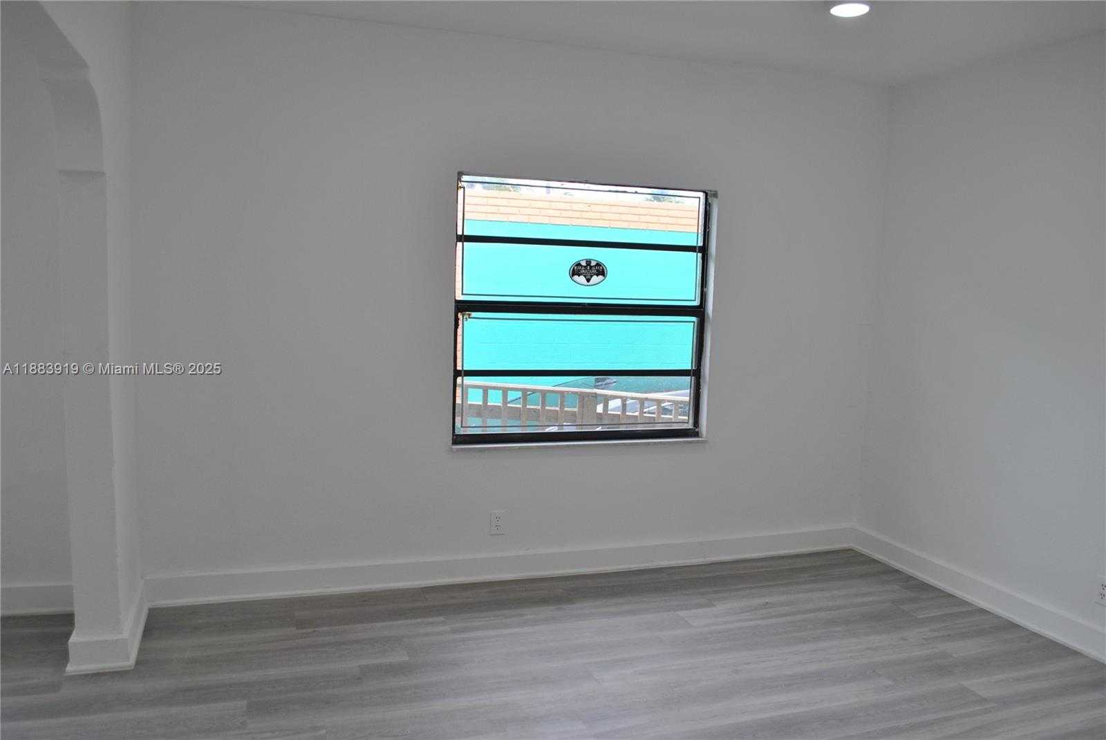 Small Image of 1224 SOUTH WEST 1ST AVE, Fort Lauderdale Number 18