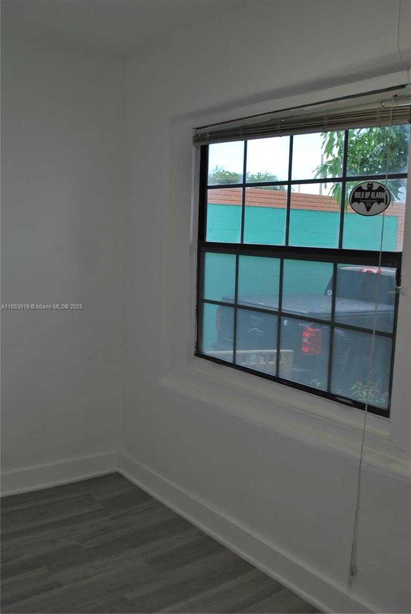 Small Image of 1224 SOUTH WEST 1ST AVE, Fort Lauderdale Number 19