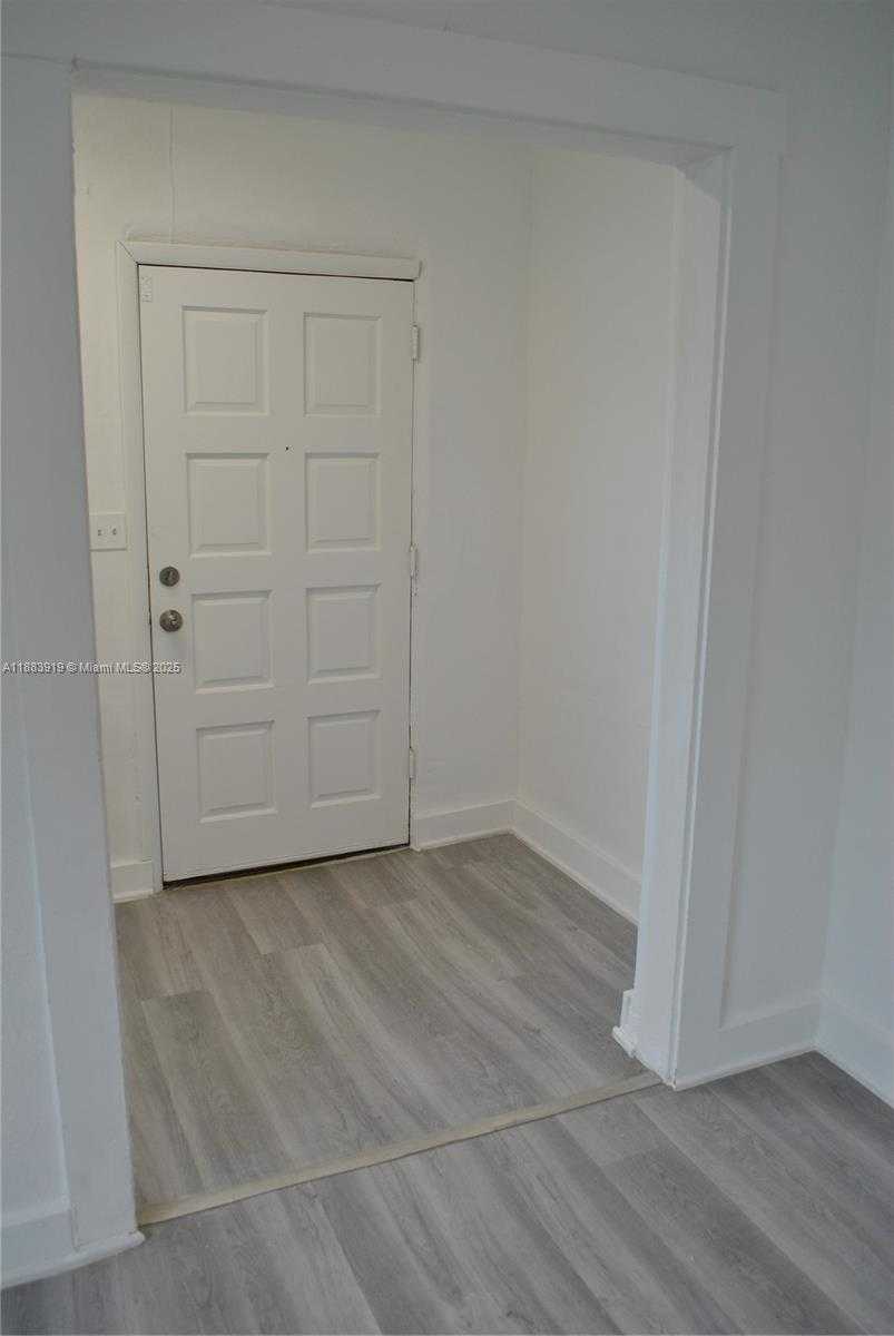 Small Image of 1224 SOUTH WEST 1ST AVE, Fort Lauderdale Number 22
