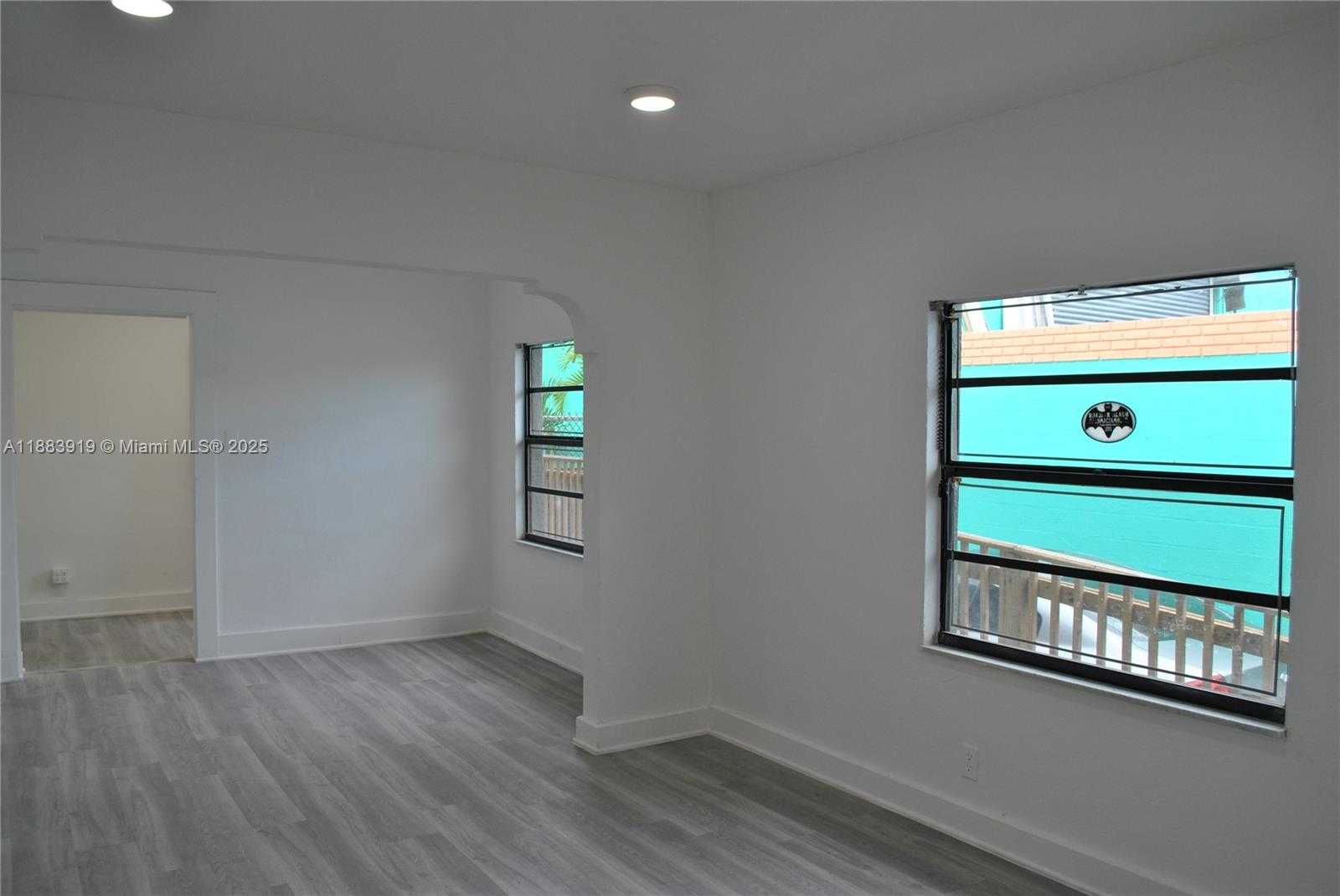 Small Image of 1224 SOUTH WEST 1ST AVE, Fort Lauderdale Number 26