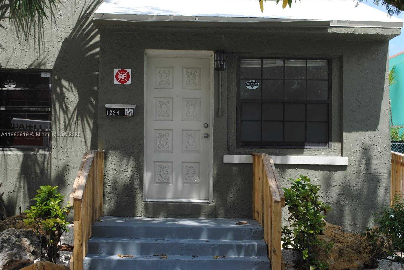 Small Image of 1224 SOUTH WEST 1ST AVE, Fort Lauderdale Number 3