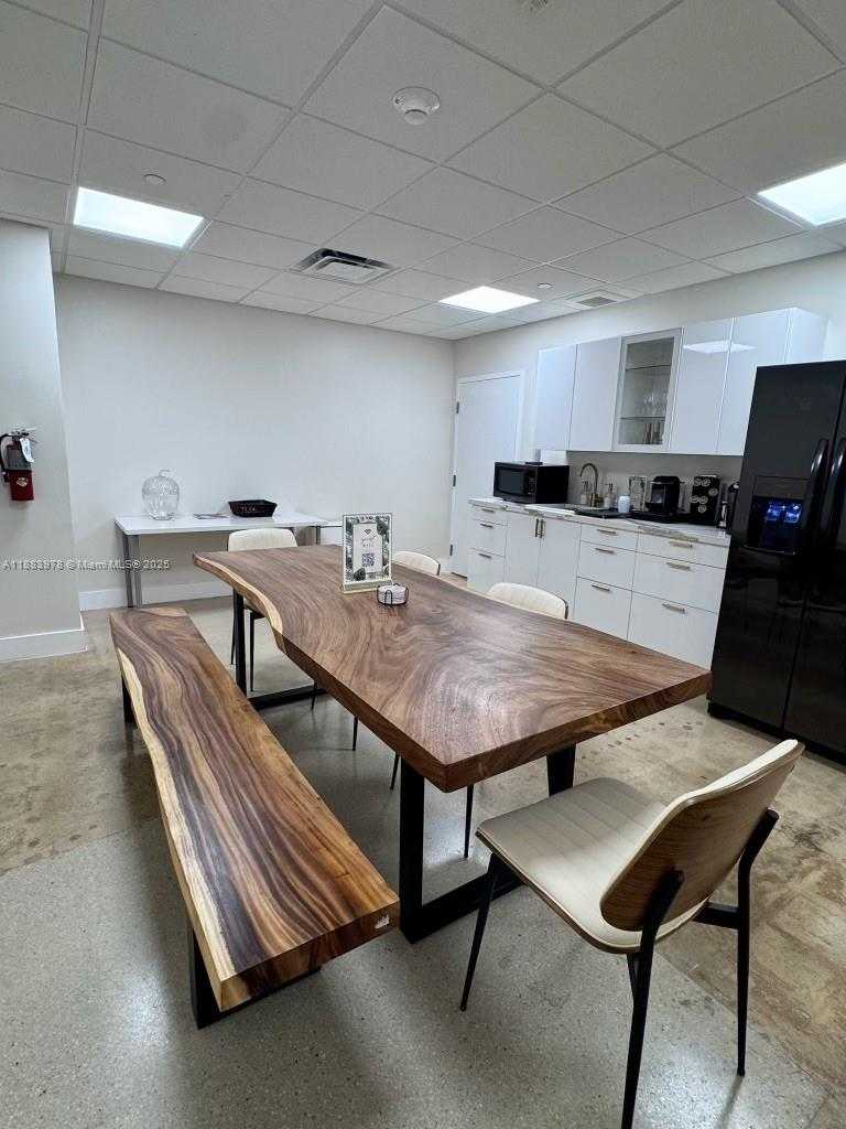 Small Image of 1680 MERIDIAN AVE, Miami Beach Number 9