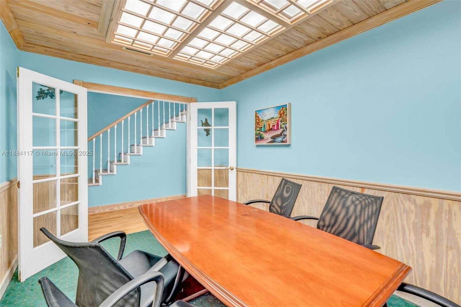 Small Image of Marathon Number 3