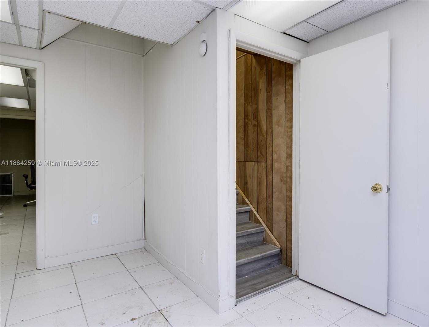Small Image of 8349 NORTH WEST 54TH ST #6, Doral Number 19