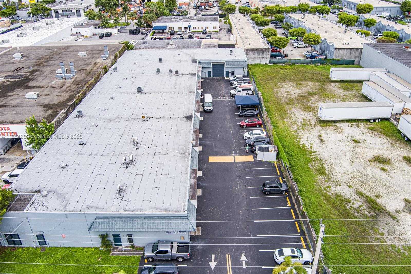 Small Image of 8349 NORTH WEST 54TH ST #6, Doral Number 25