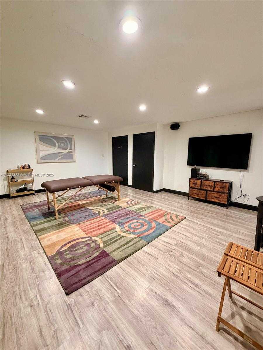 Small Image of 13279 SOUTH WEST 124TH ST #10, Miami Number 6