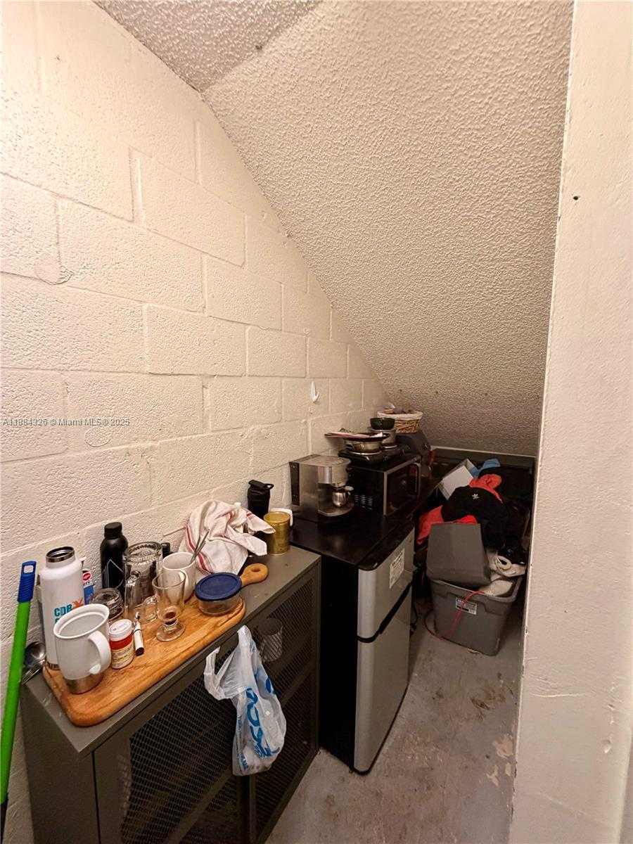 Small Image of 13279 SOUTH WEST 124TH ST #10, Miami Number 8