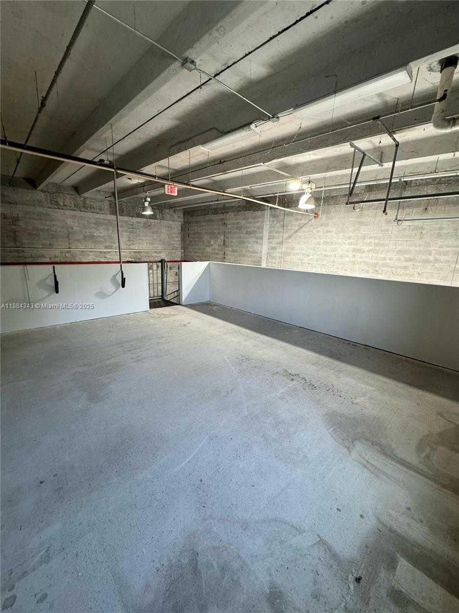 Small Image of 2385 NORTH WEST 70TH AVE #13, Miami Number 11