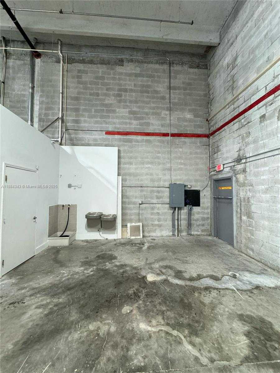 Small Image of 2385 NORTH WEST 70TH AVE #13, Miami Number 7
