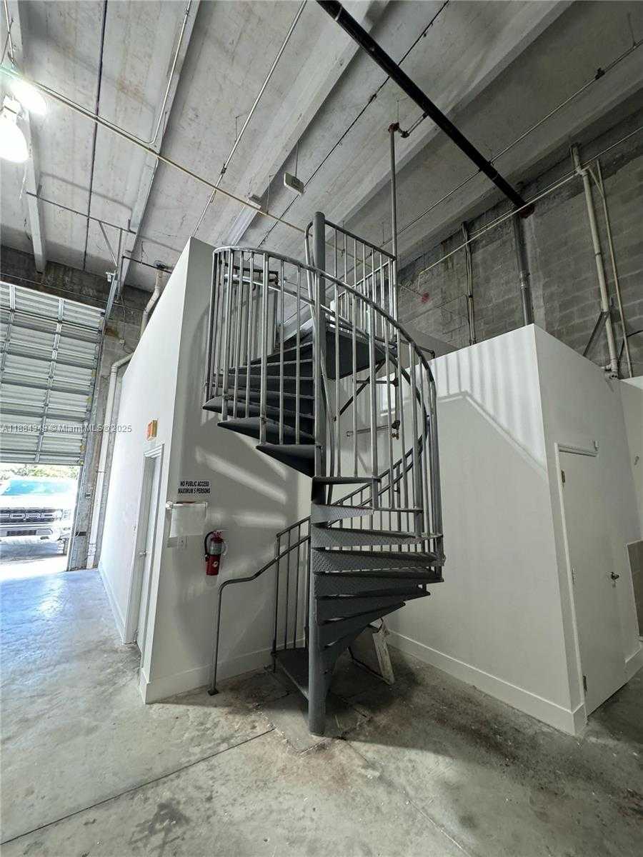 Small Image of 2385 NORTH WEST 70TH AVE #13, Miami Number 8