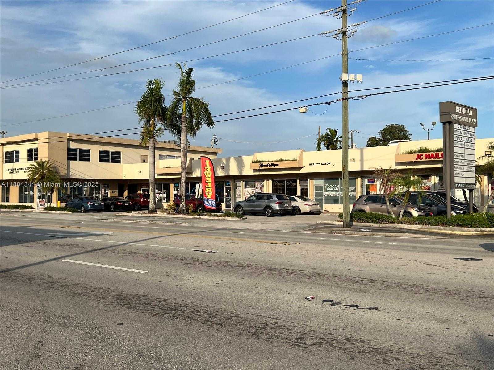 Small Image of 601 SOUTH WEST 57TH AVE, Miami Number 4