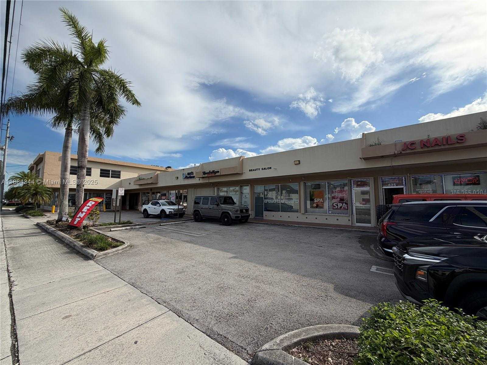 Small Image of 601 SOUTH WEST 57TH AVE, Miami Number 5