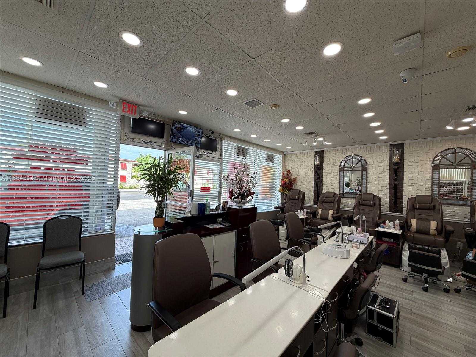 Small Image of 601 SOUTH WEST 57TH AVE, Miami Number 7