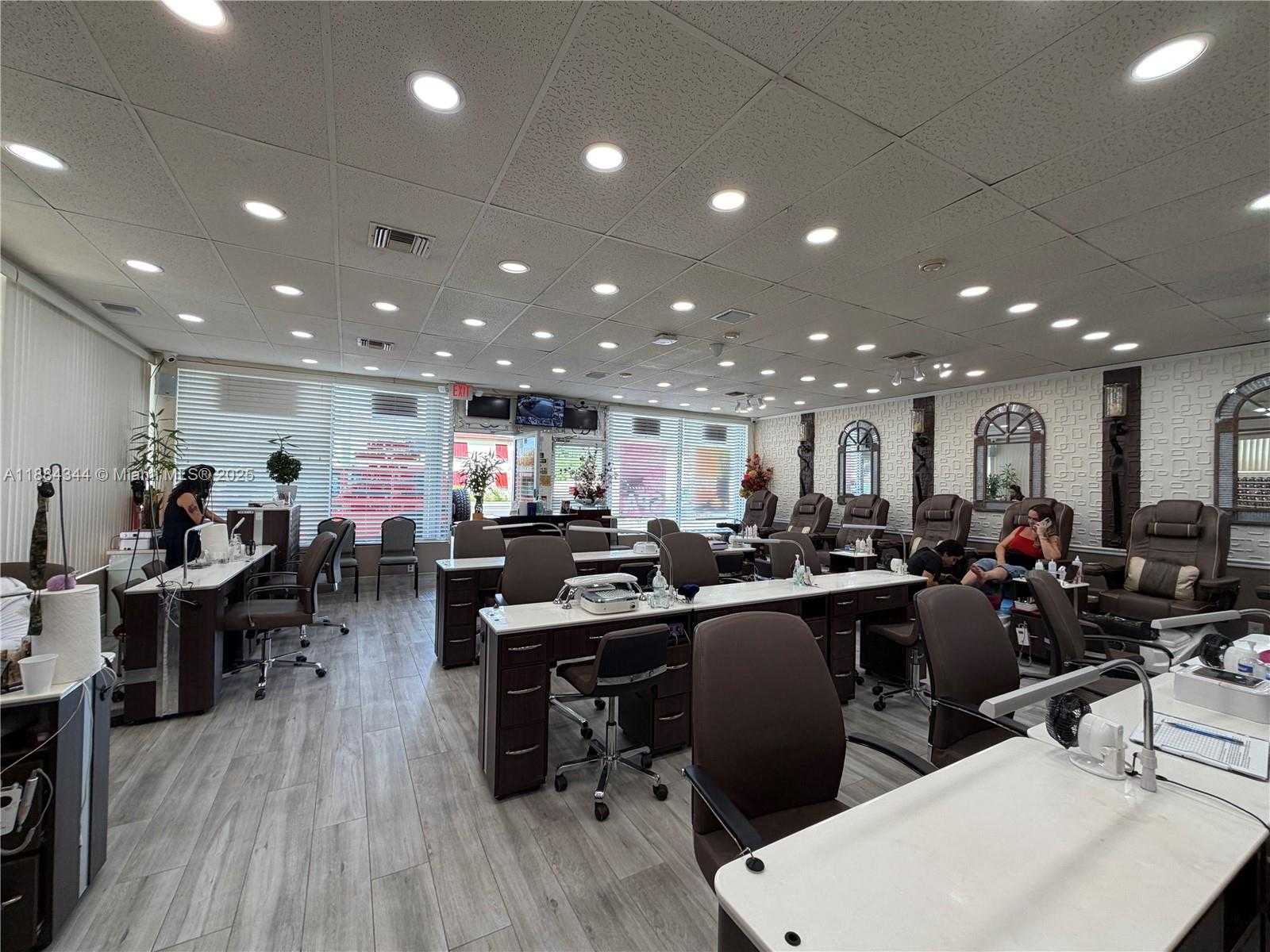 Small Image of 601 SOUTH WEST 57TH AVE, Miami Number 8