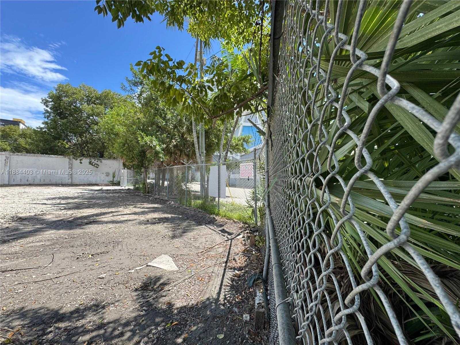 Small Image of 201 SOUTH EAST 2ND AVE, Miami Number 9