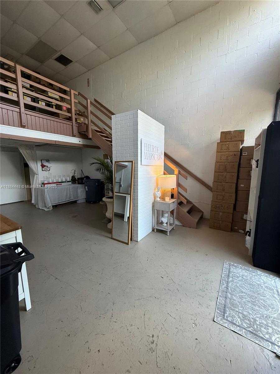 Small Image of 12163 SOUTH WEST 132ND CT, Miami Number 3
