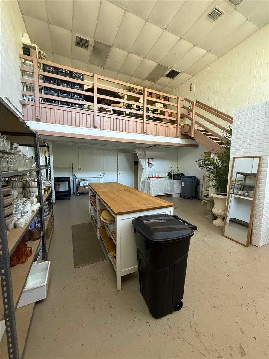 Small Image of 12163 SOUTH WEST 132ND CT, Miami Number 4