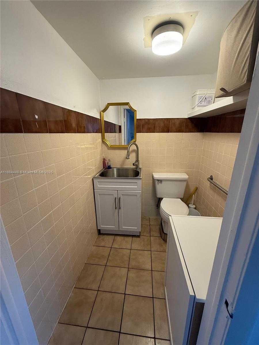 Small Image of 12163 SOUTH WEST 132ND CT, Miami Number 8