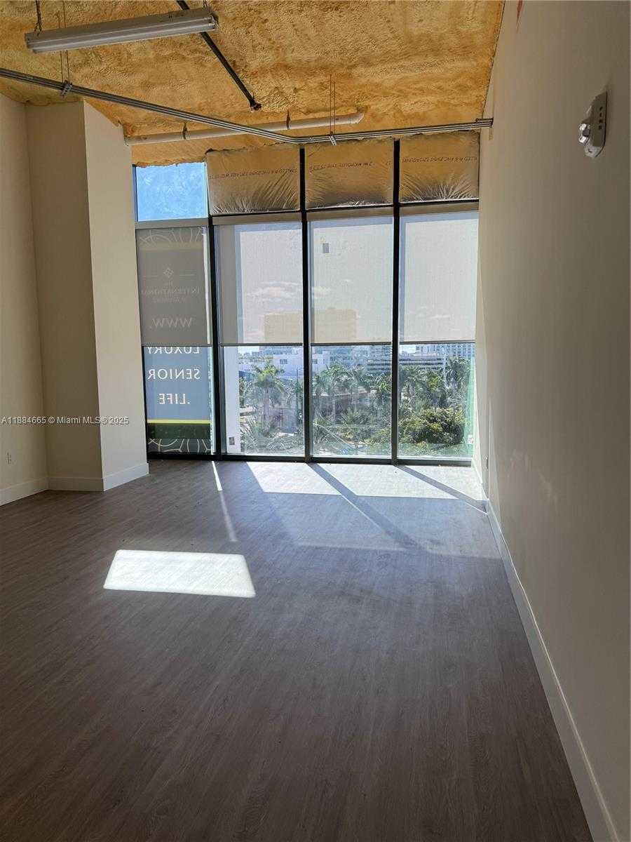 Small Image of 21290 BISCAYNE BLVD #408, Aventura Number 8