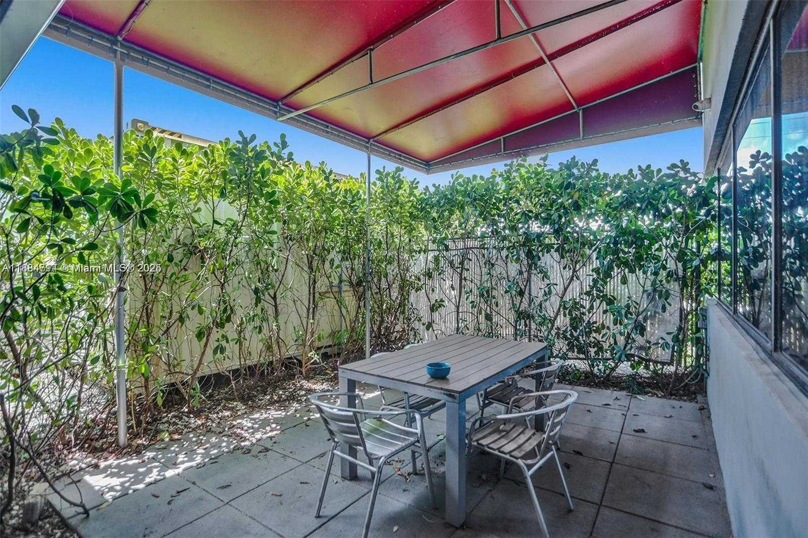 Small Image of 2870 STIRLING RD, Hollywood Number 19