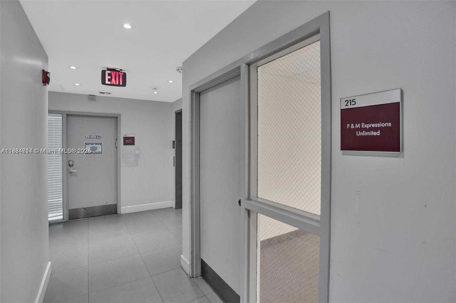 Small Image of 2870 STIRLING RD, Hollywood Number 35