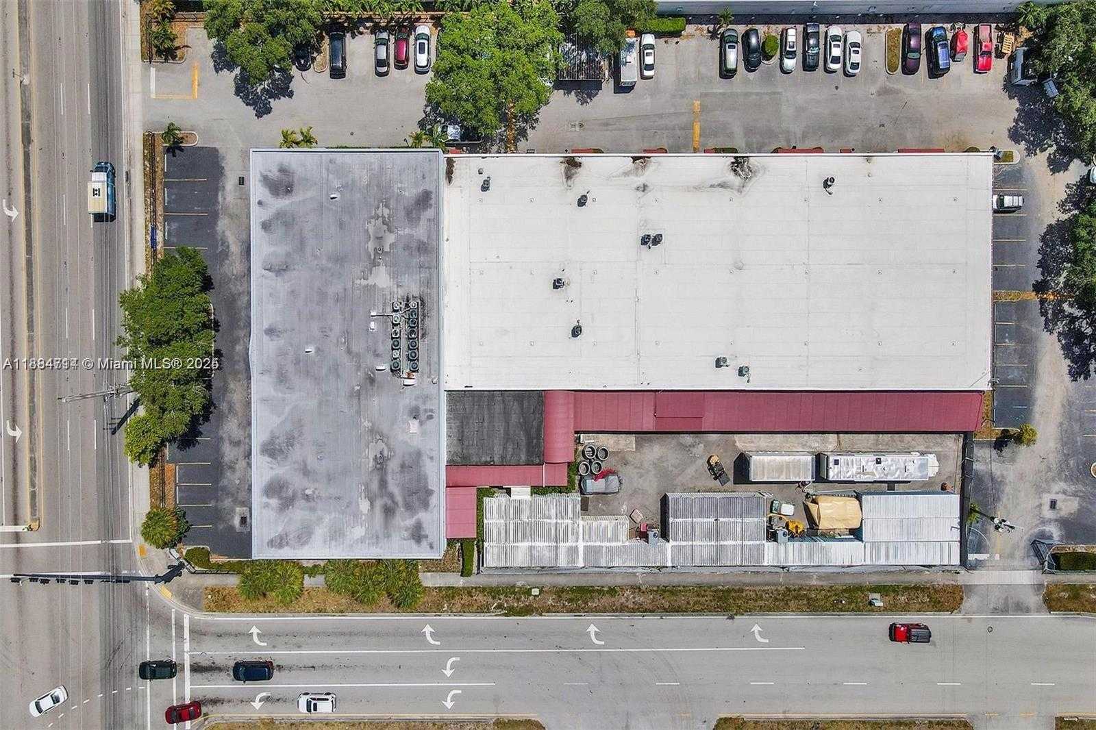 Small Image of 2870 STIRLING RD, Hollywood Number 36