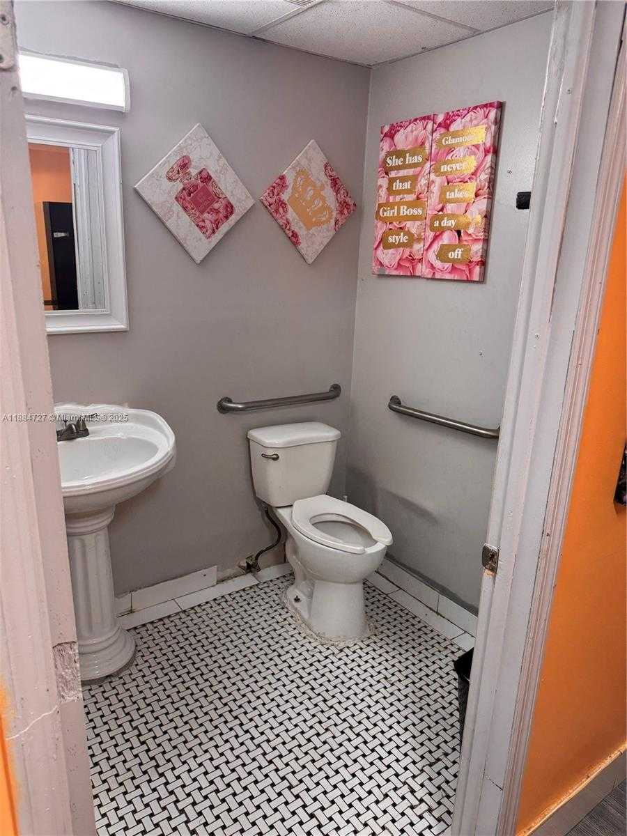 Small Image of 5829 WEST HALLANDALE BEACH BLVD #5823A, West Park Number 9