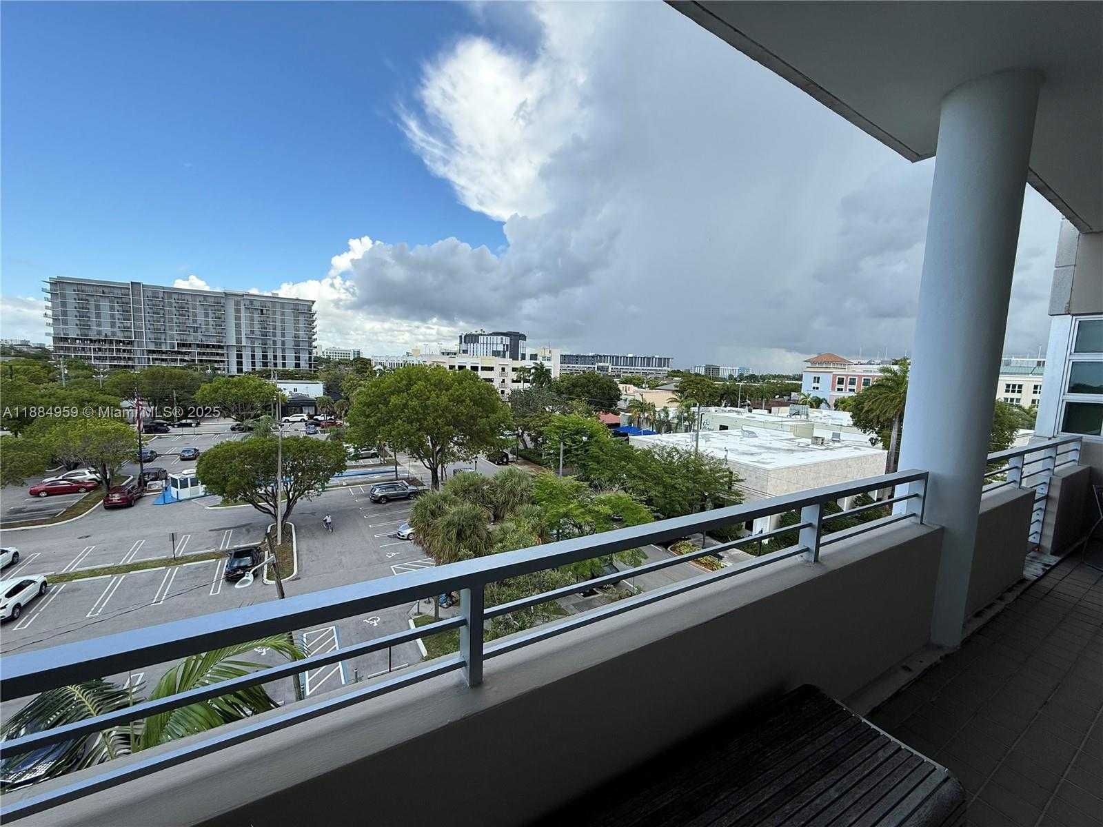 Small Image of South Miami Number 51