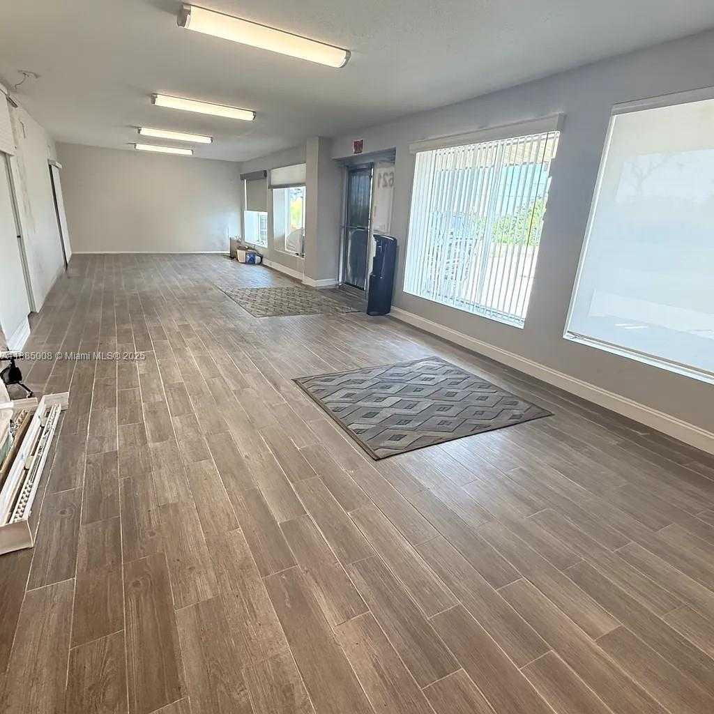 Small Image of 2621 SKYVIEW DRIVE, Lakeland Number 2