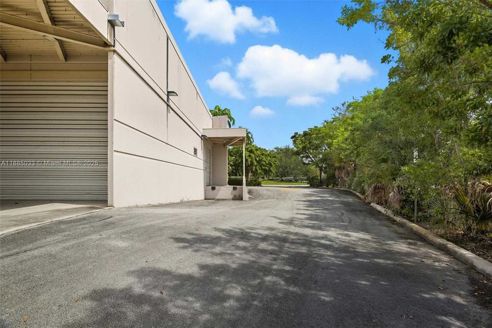 Small Image of 10300 NORTH WEST 53RD ST, Sunrise Number 19