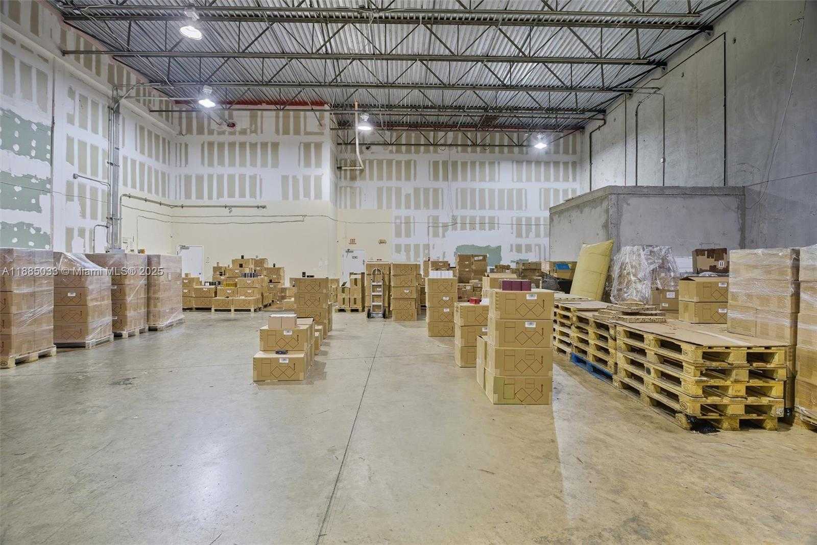Small Image of 10300 NORTH WEST 53RD ST, Sunrise Number 8