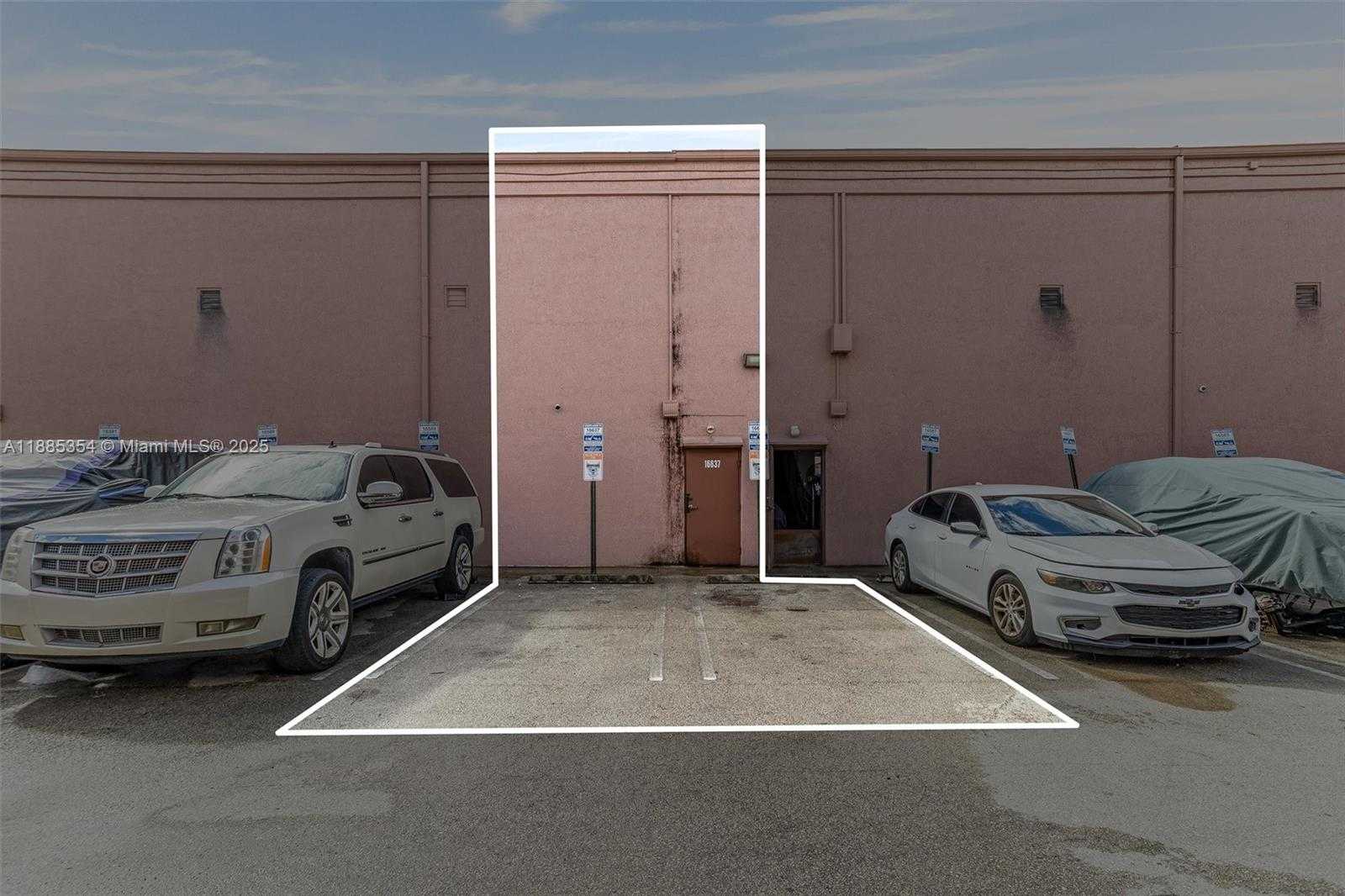 Small Image of 16637 SOUTH WEST 117TH AVE #8B, Miami Number 5