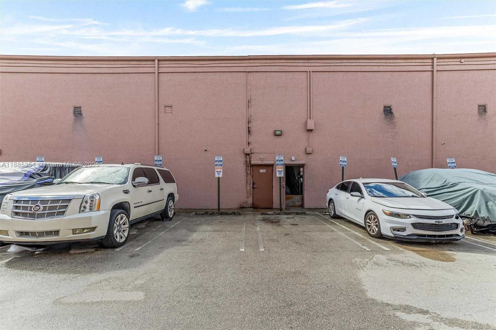 Small Image of 16637 SOUTH WEST 117TH AVE #8B, Miami Number 6